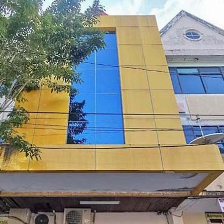 ホテル Good Sleep Balikpapan Mitra Reddoorz エクステリア 写真