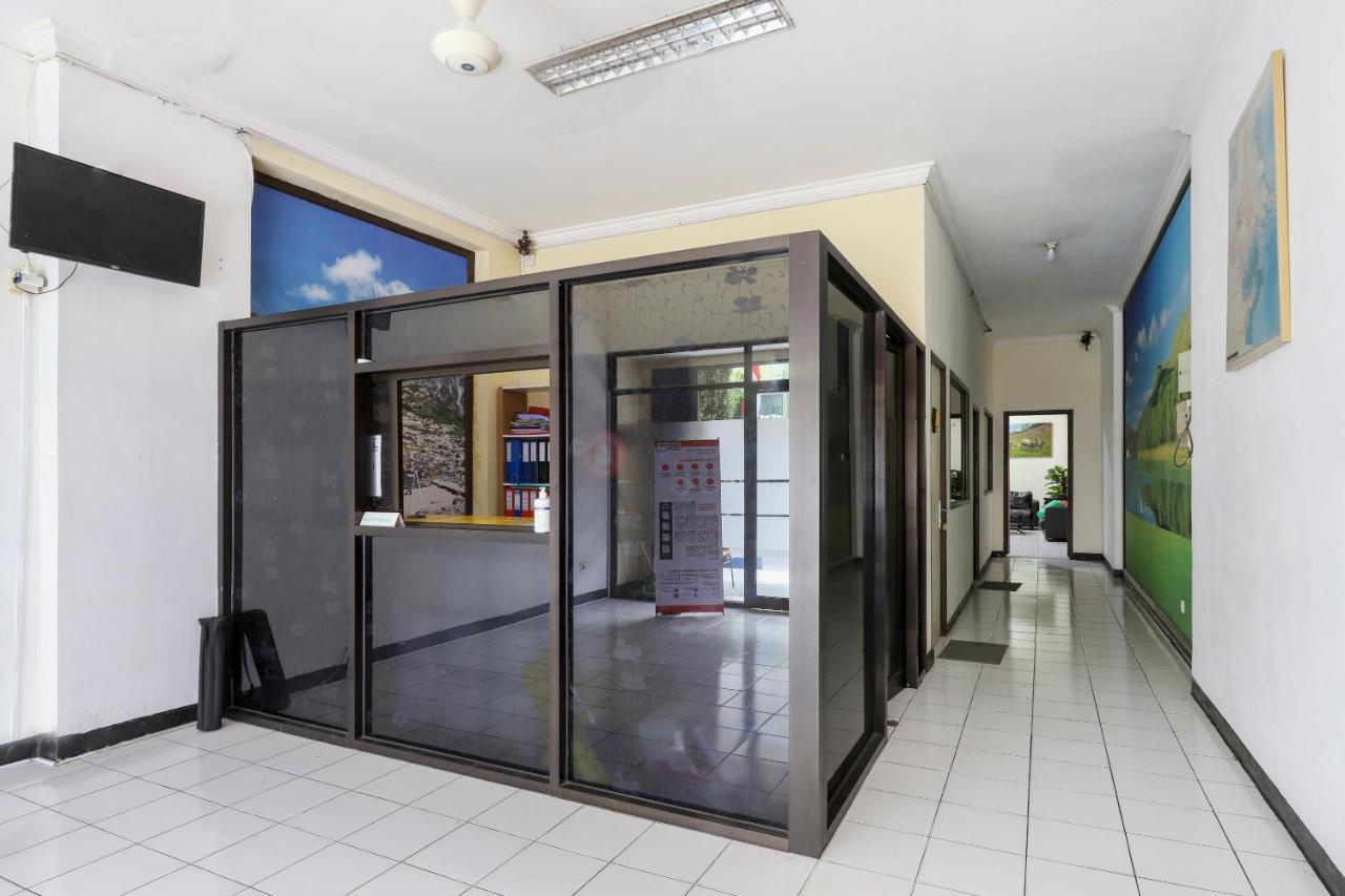 ホテル Good Sleep Balikpapan Mitra Reddoorz エクステリア 写真