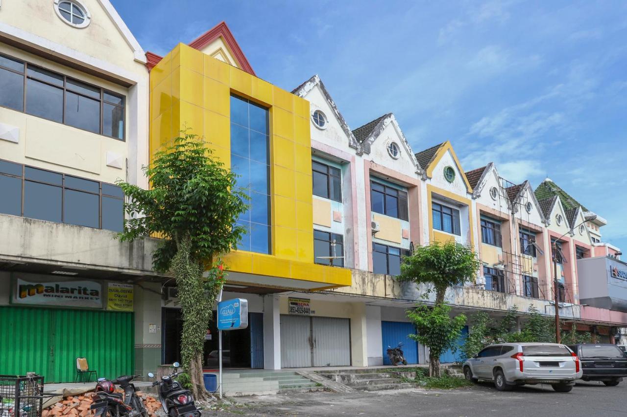 ホテル Good Sleep Balikpapan Mitra Reddoorz エクステリア 写真