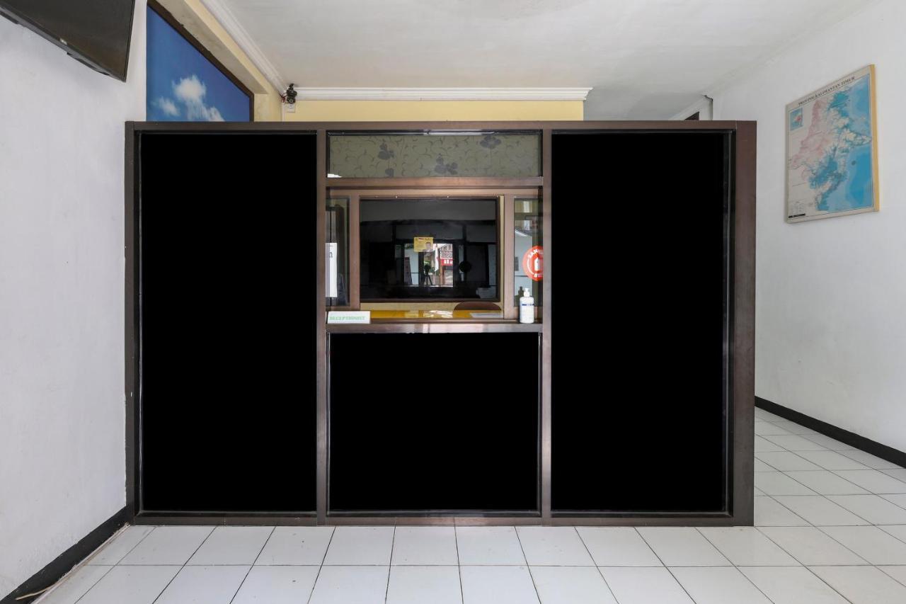 ホテル Good Sleep Balikpapan Mitra Reddoorz エクステリア 写真