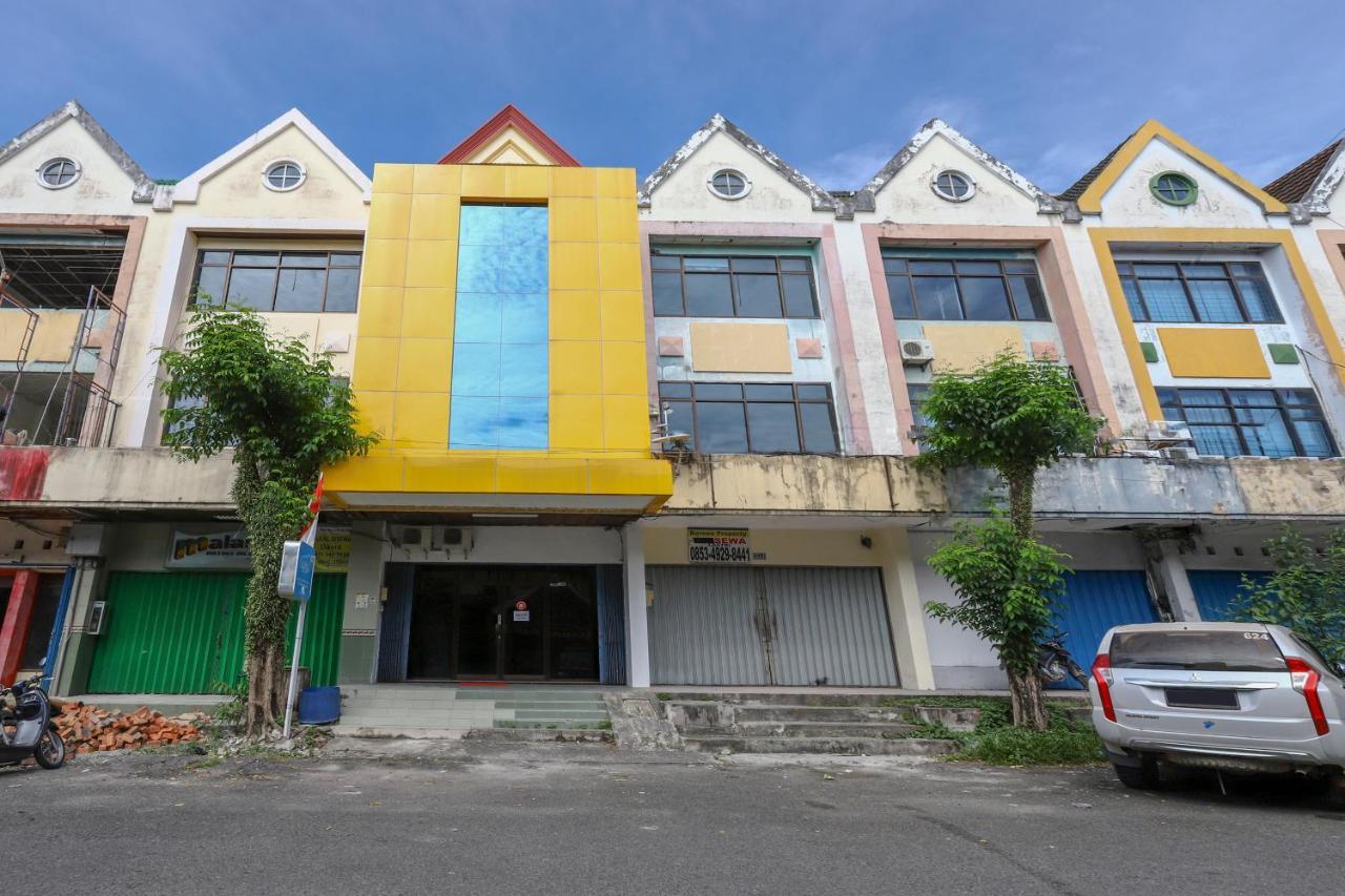 ホテル Good Sleep Balikpapan Mitra Reddoorz エクステリア 写真