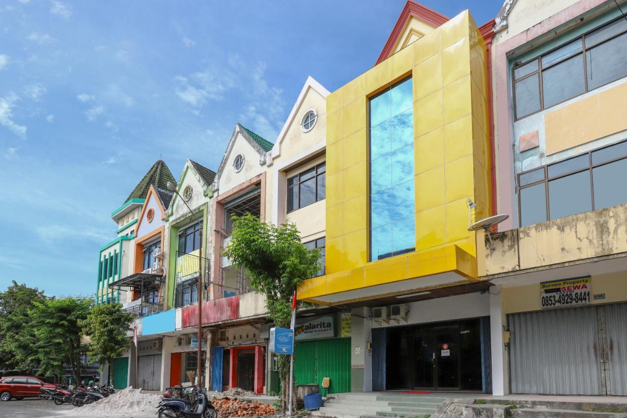 ホテル Good Sleep Balikpapan Mitra Reddoorz エクステリア 写真