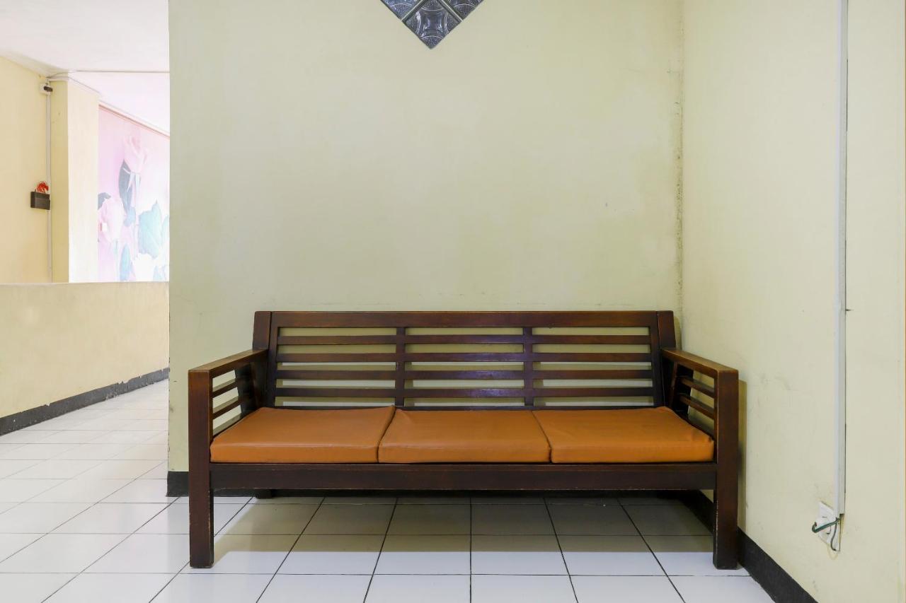 ホテル Good Sleep Balikpapan Mitra Reddoorz エクステリア 写真