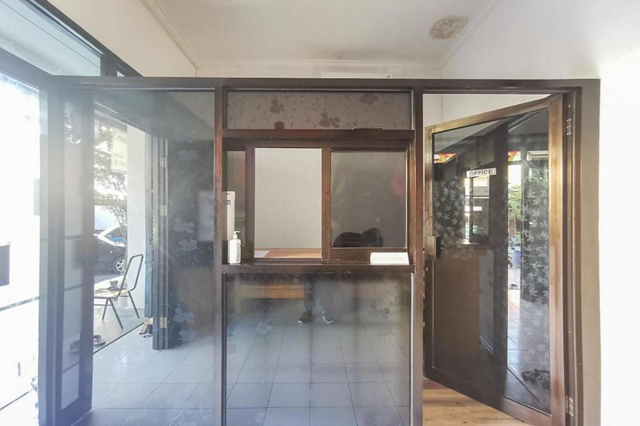 ホテル Good Sleep Balikpapan Mitra Reddoorz エクステリア 写真