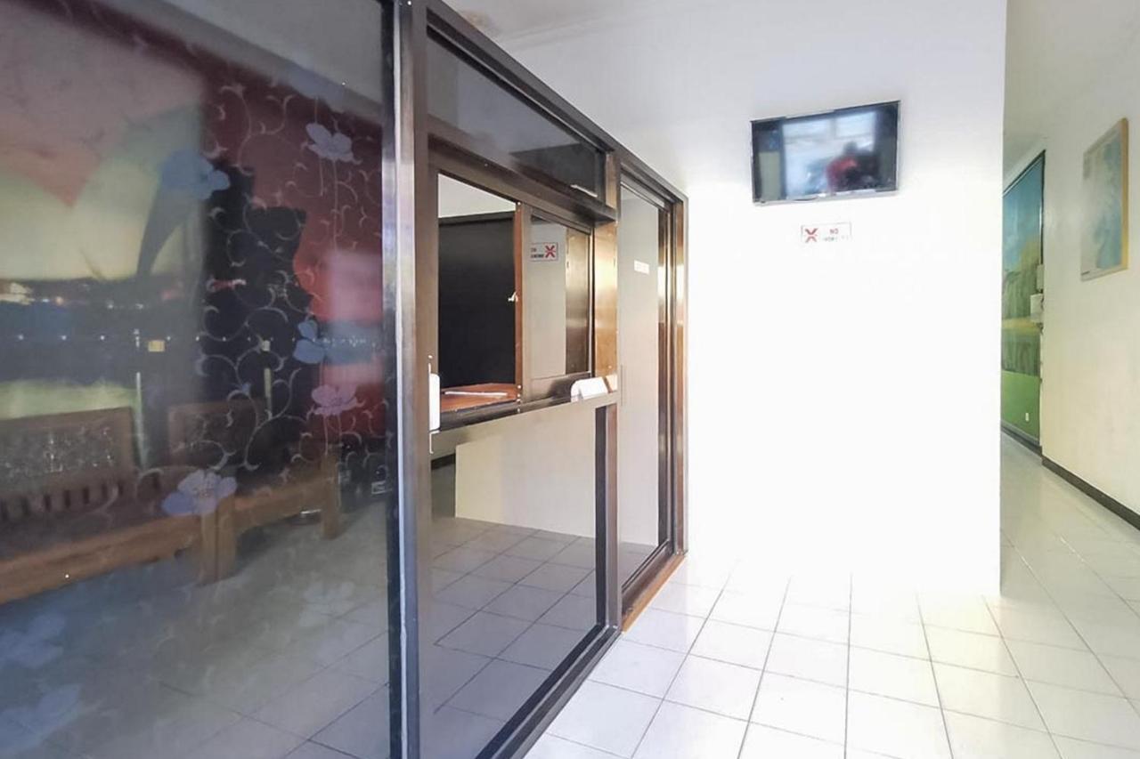 ホテル Good Sleep Balikpapan Mitra Reddoorz エクステリア 写真